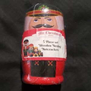 Mr. Christmas 5 Piece Set Wooden Nesting Dolls Nutcracker New